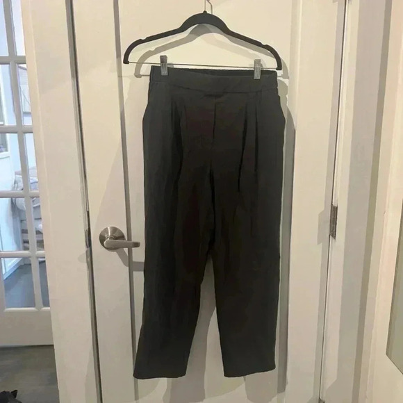 Lululemon On The Move Pant - Picture 3 of 3